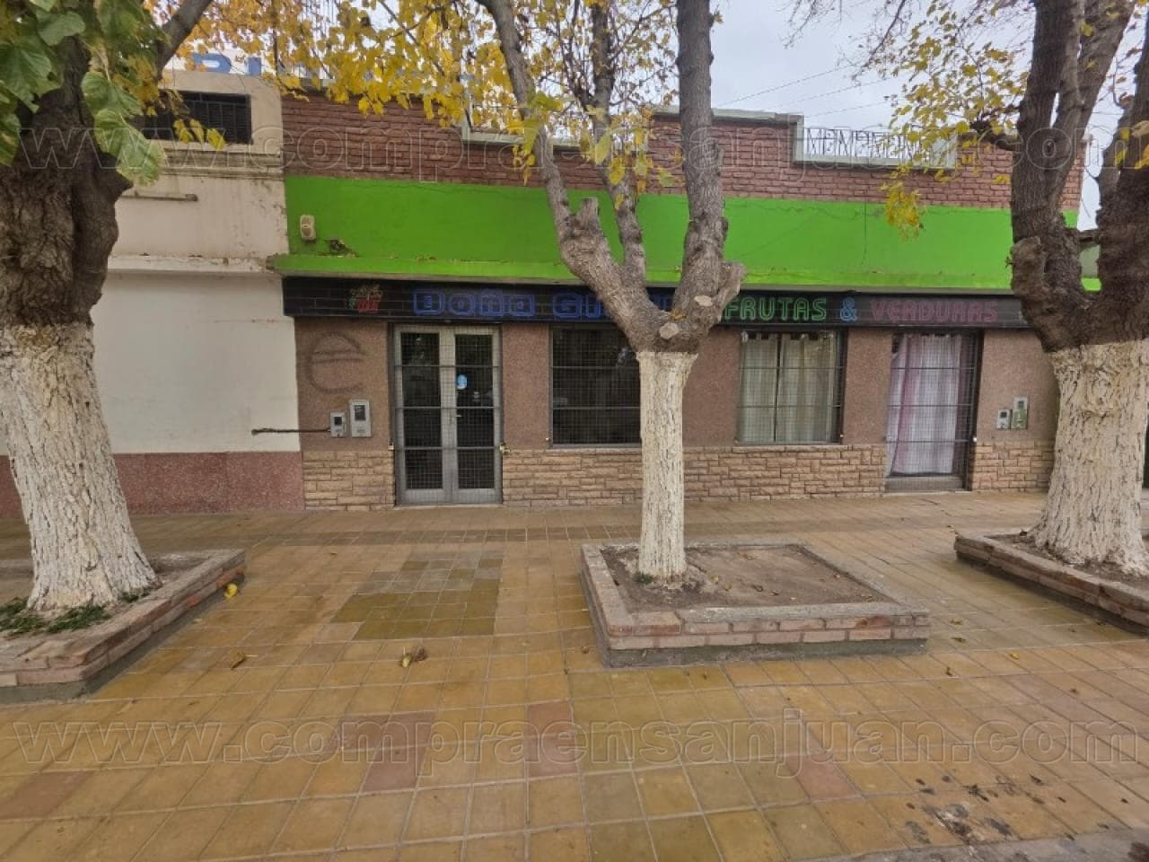 Alquiler Salón De 140m2 Sobre Calle 14 Y Aberastain. Pocito