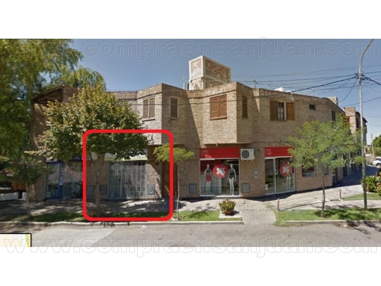 Alquiler Local 24m2, Fente Vidriado Excelente Ubicacion. Kichinete Y Baño.