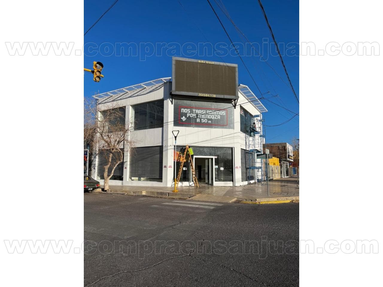 Importante Local Comercial - Esquina