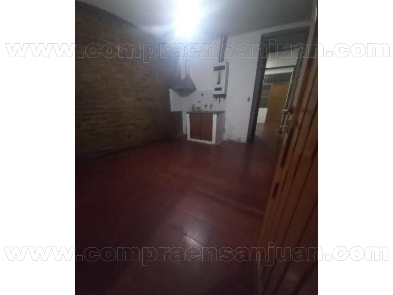 Alquiler Departamento 1 Dormitorio, Cocina, Fondo, Parrillero, No Paga Expensas