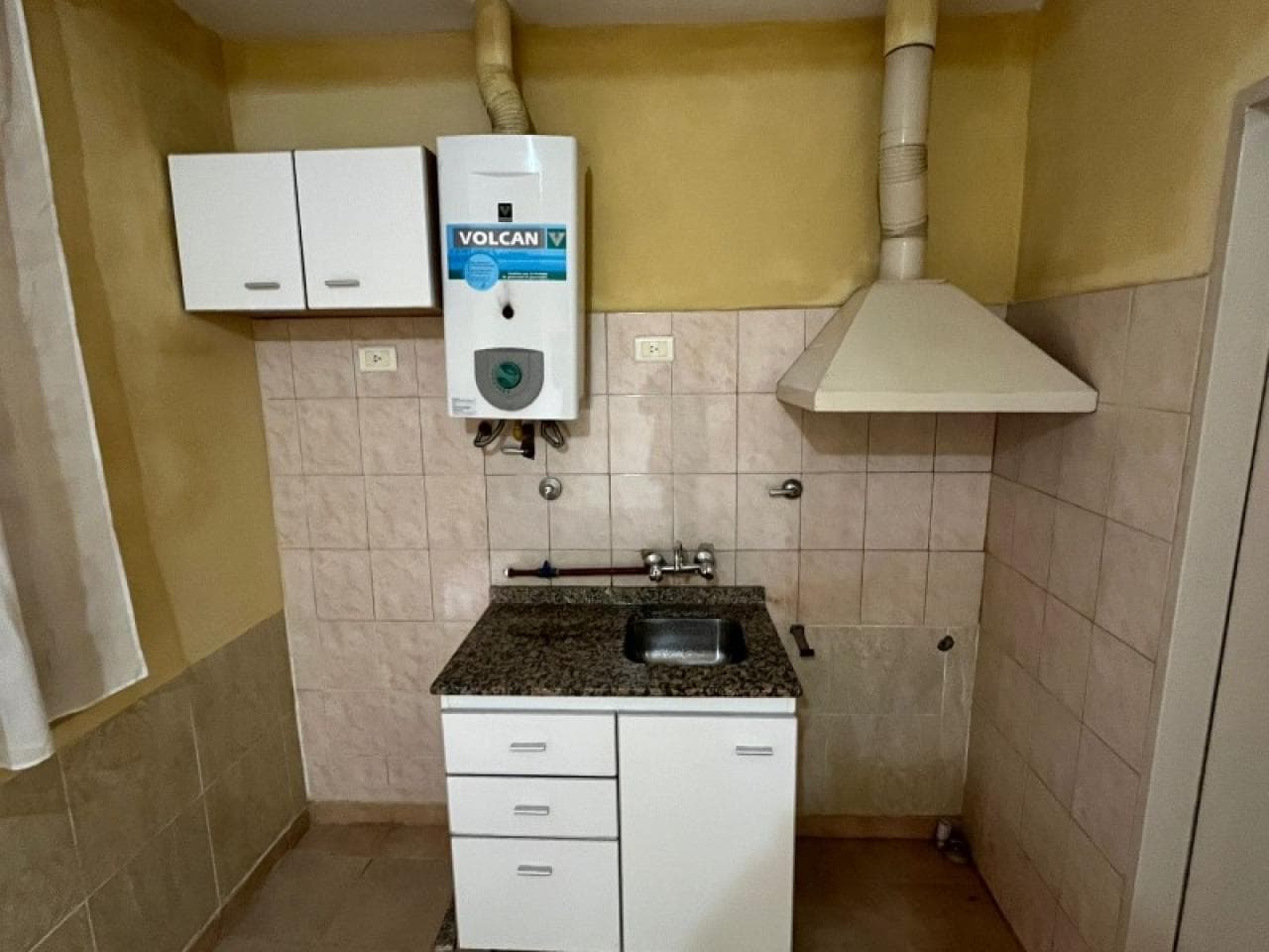 Alquilo Dpto Monoambiente  Cerca  Unsj- Ucc - Ideal Estudiante  - Tel 155087636